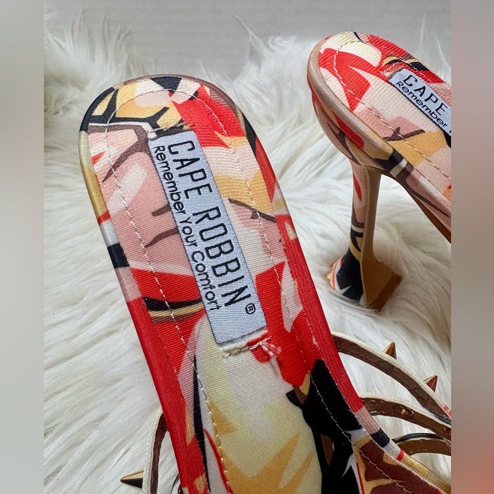 CAPE ROBBIN Bonita Spike Square Toe Odd Shaped Heels. - Picture 6 of 9